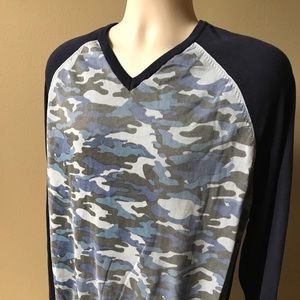 Kappa V-Neck Camo Pattern Long Sleeve Sweater